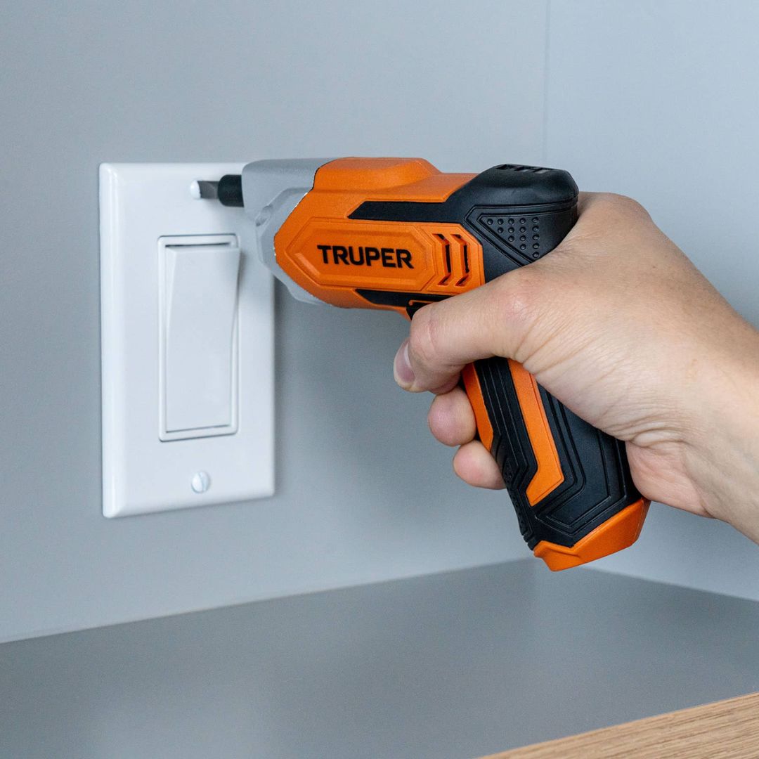 17033 DESTORNILLADOR INALÁMBRICO 3.6 V PROFESIONAL TRUPER
